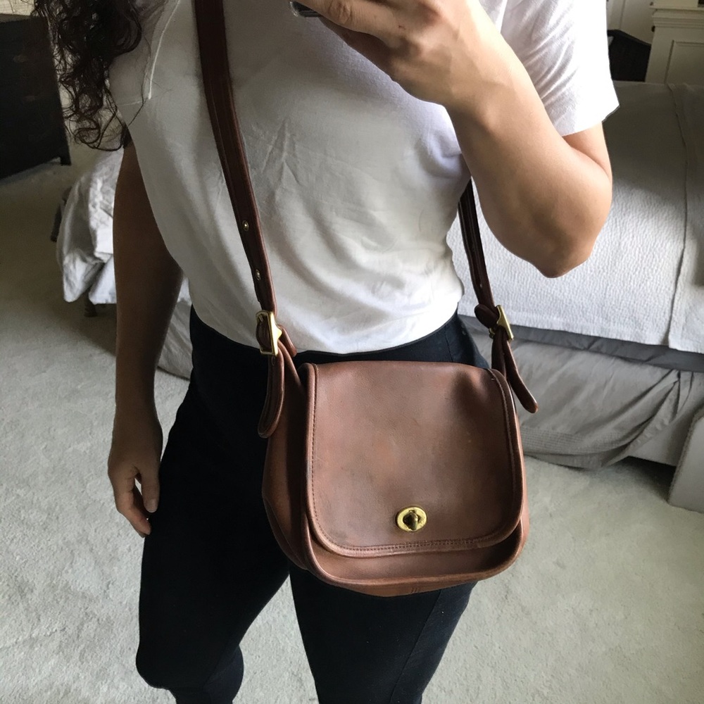 Vintage Leather Crossbody Saddle Bag